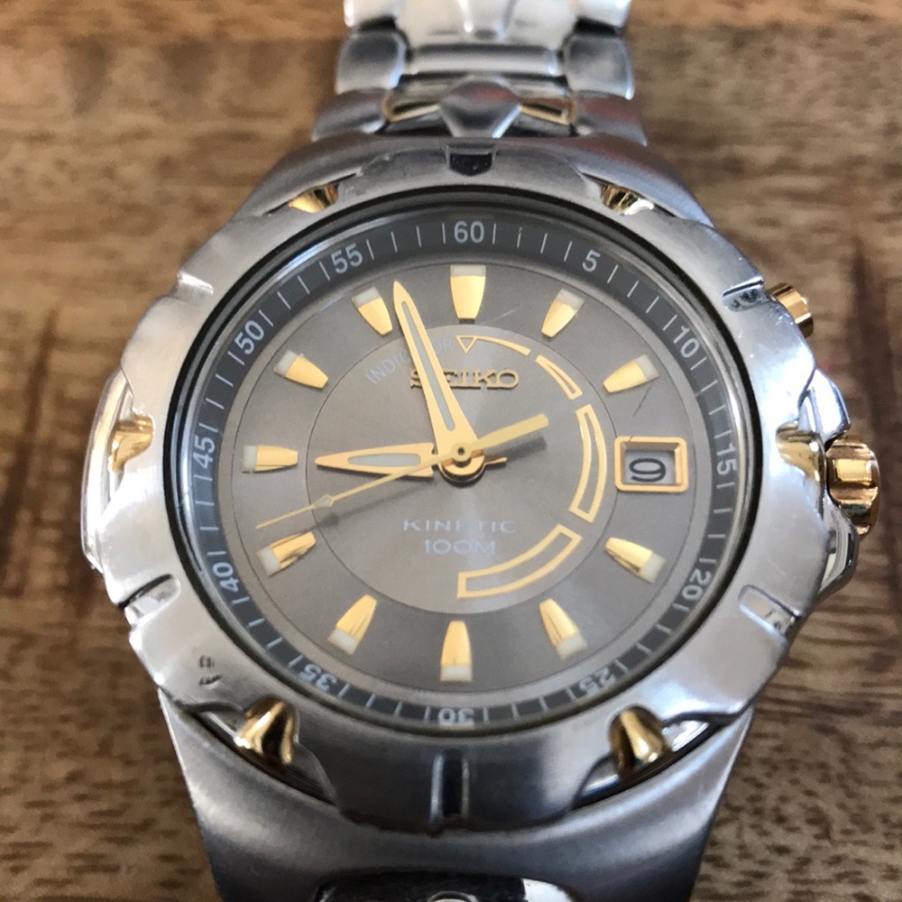 Seiko Men’s Kinetic Watch